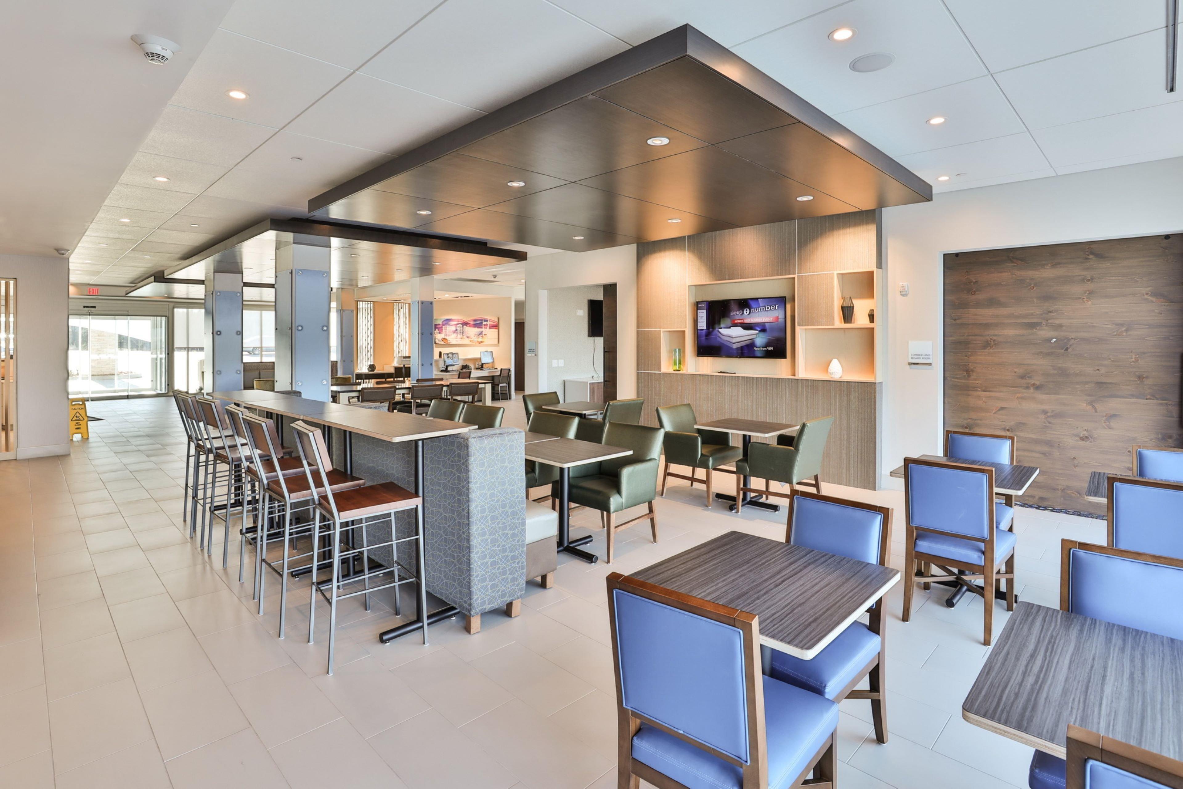Holiday Inn Express & Suites - Nashville Metrocenter Downtown By Ihg Exterior foto